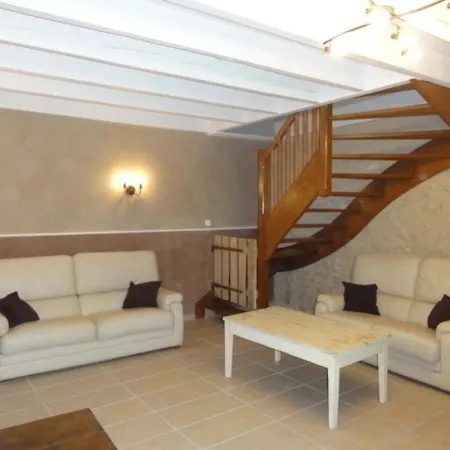 Nyaraló Maison En Pierres Renovee Avec Cour Close Et Terrasse Privee, Animaux Admis, Parking, Wi-fi - Fr-1-489-271 *